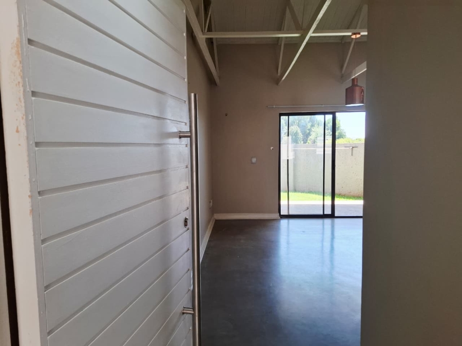 2 Bedroom Property for Sale in Heuwelsig Free State